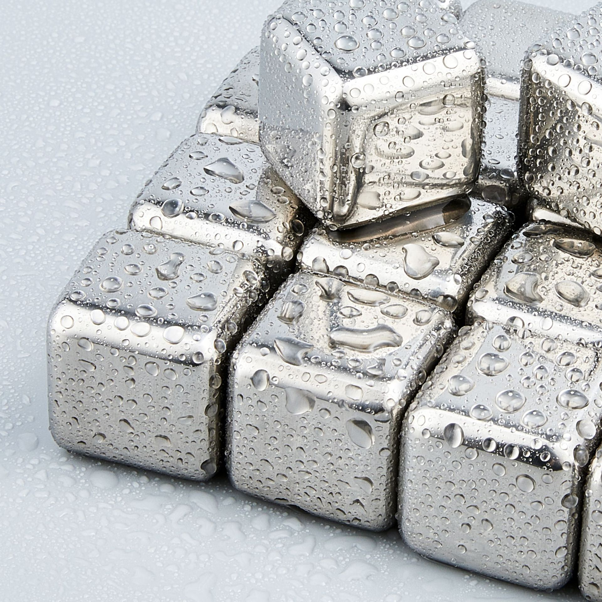 Free Box! Metal Chilling Reusable Whiskey Stones Stainless Steel 304 Ice Cube Rocks with Tongs for Bar Wine