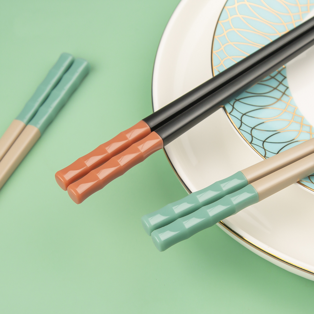 Cheap Green Orange Color Bamboo Pattern PET Fiberglass Chopsticks with Anti Slip Head Design for Sushi